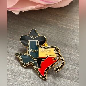 Fort Worth Texas Pin with Cowboy Hat and Flag Design